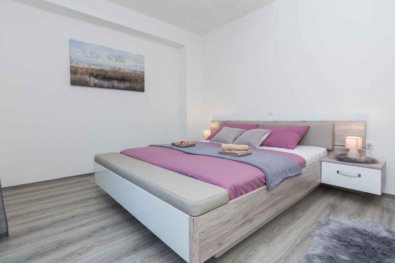 Apartments Marko Sukošan Exteriér fotografie